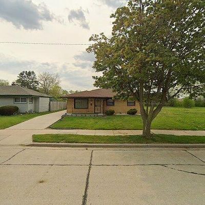 2904 Jean Ave, Racine, WI 53404