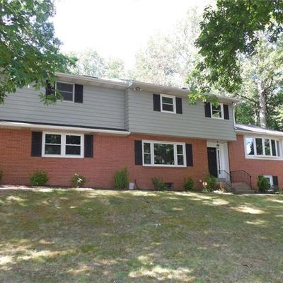 3643 Laurel Ln, Center Valley, PA 18034