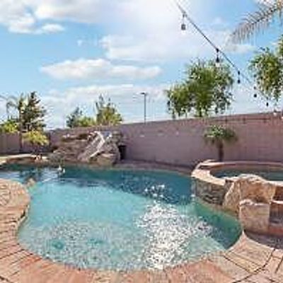 3742 S Coach House Dr, Gilbert, AZ 85297