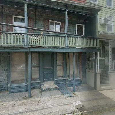 38 Hunter St # B, Tamaqua, PA 18252