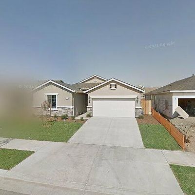 3842 E Evergreen Ave, Visalia, CA 93292