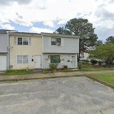 401 Harbour North Dr, Chesapeake, VA 23320