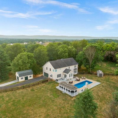 40320 Lovettsville Rd, Lovettsville, VA 20180