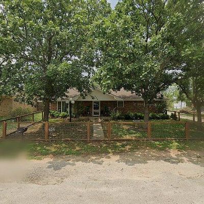 404 Lisa St, Bangs, TX 76823