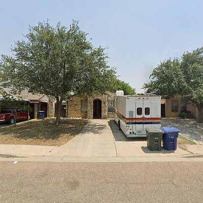 411 Red Cloud Dr, Laredo, TX 78045