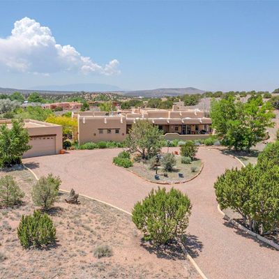 34 Calle Capulin, Santa Fe, NM 87507