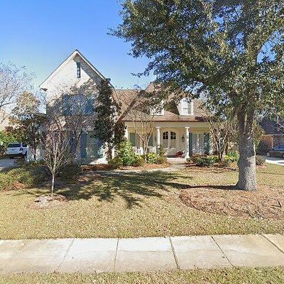 35 Bretton Way, Mandeville, LA 70471