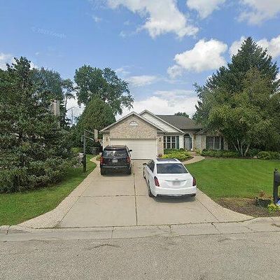 355 Oakwood Ln, Lake Geneva, WI 53147