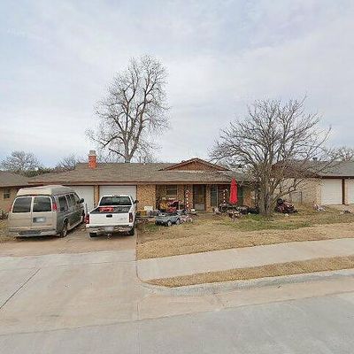 4624 Se Brighton Dr, Lawton, OK 73501