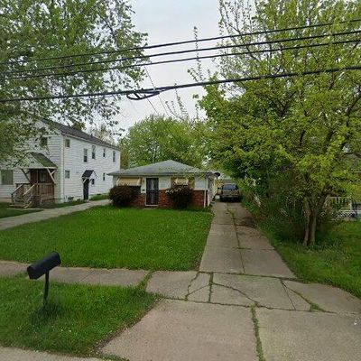 4651 E 144 Th St, Cleveland, OH 44128