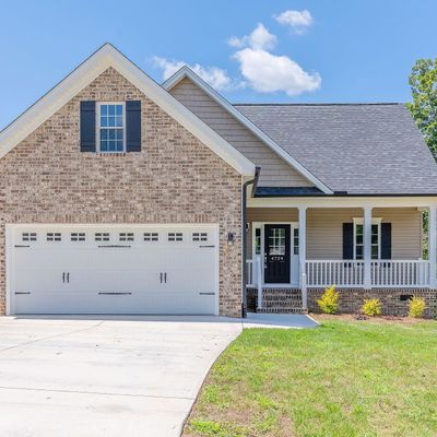 4724 Lord James Pl, Liberty, NC 27298