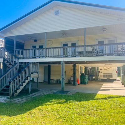 5040 Georgia St, Bay Saint Louis, MS 39520