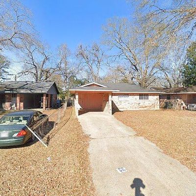 4138 Forest Oak Dr, Shreveport, LA 71109