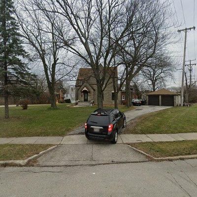 5601 W Forest Home Ave, Milwaukee, WI 53220