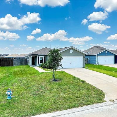 5707 Rainbow Rd, Baytown, TX 77523