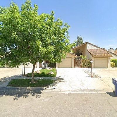 5806 N Monte Ave #2, Fresno, CA 93711