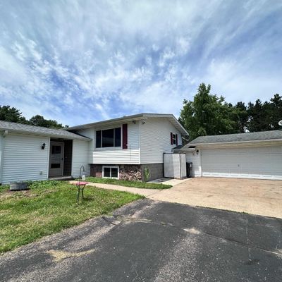 6111 Magnolia Dr, Wisconsin Rapids, WI 54494