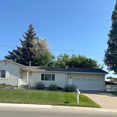 617 E Murray St, Rawlins, WY 82301