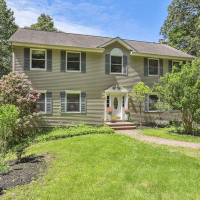 62 Judith Dr, Danbury, CT 06811