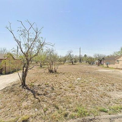 623 W Huisache Ave, Kingsville, TX 78363