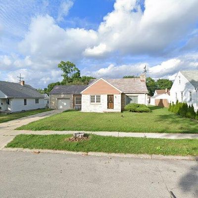 6320 W Leon Ter, Milwaukee, WI 53218