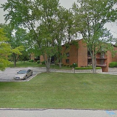 5200 S Tuckaway Blvd #300, Milwaukee, WI 53221