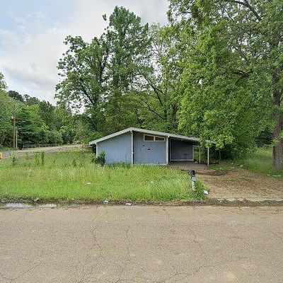 5301 Queen Mary Ln, Jackson, MS 39209