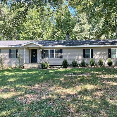 55 Wolfskin Rd, Arnoldsville, GA 30619