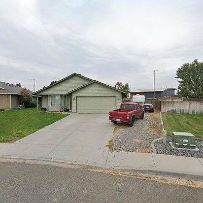 5515 Texada Ln, Pasco, WA 99301