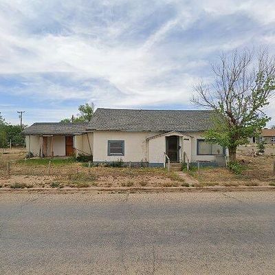 555 W Division St, Slaton, TX 79364