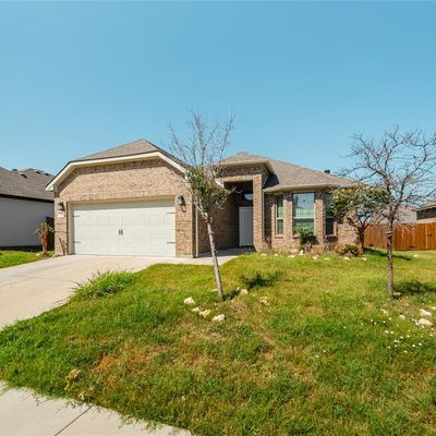 708 Buffalo Creek Dr, Cleburne, TX 76033