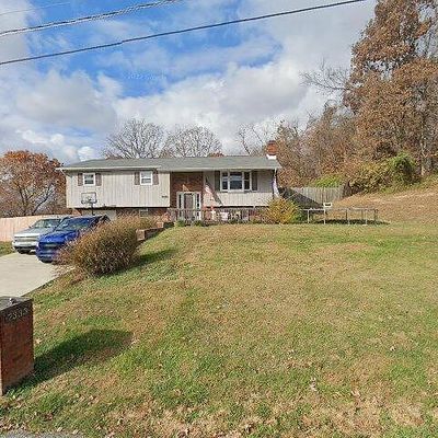 7333 Heritage Heights Rd, Ashland, KY 41102