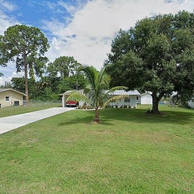 7906 San Carlos Dr, Fort Pierce, FL 34951