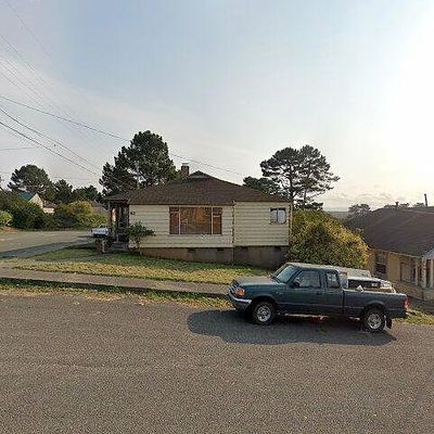 80 Church St, Loleta, CA 95551