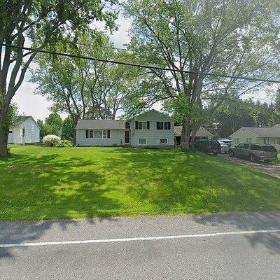 639 Embury Rd, Rochester, NY 14625