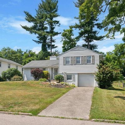 657 Green Briar Rd, Elkins Park, PA 19027