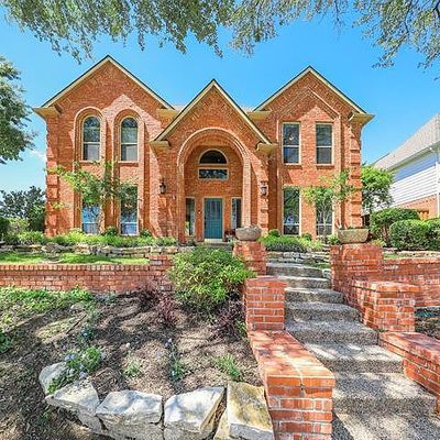 673 Water Oak Dr, Plano, TX 75025