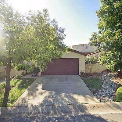 688 Buckthorn Dr, Redding, CA 96003