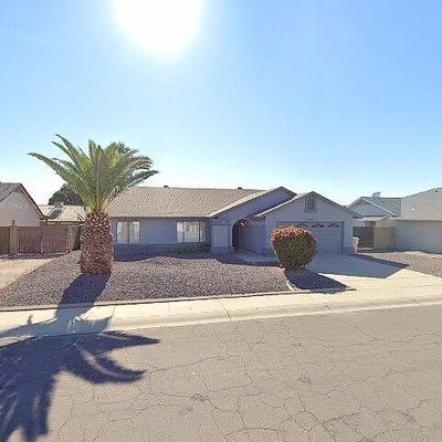 8823 W Peck Dr, Glendale, AZ 85305