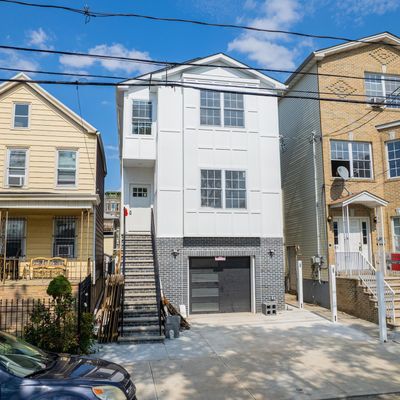 90 Seaview Ave, Jersey City, NJ 07305