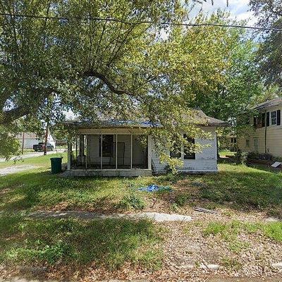 906 6 Th St, Orange, TX 77630