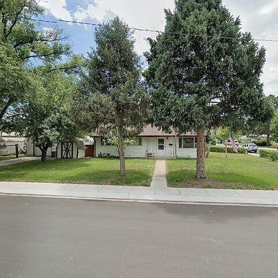 911 4 Th St, Colorado Springs, CO 80907