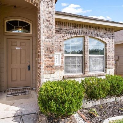 9807 Gulfstream Dr, Conroe, TX 77303