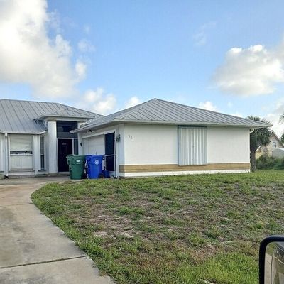 981 Potomac Ave, Sebastian, FL 32958