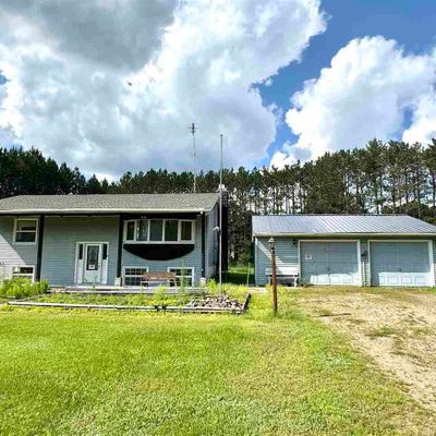 8115 Long Lake Rd, Eveleth, MN 55734