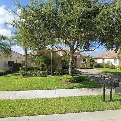 8232 Potomac Ln, Naples, FL 34104