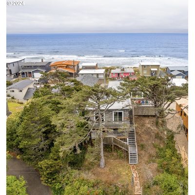 861 N Miller St, Rockaway Beach, OR 97136