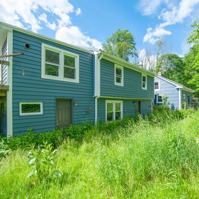 101 Wadsworth Ln, Willimantic, CT 06226