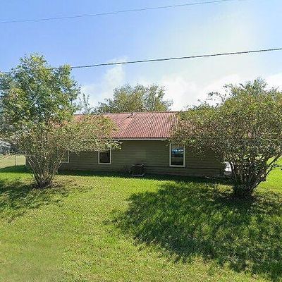 1010 Red Barn Rd, Breaux Bridge, LA 70517