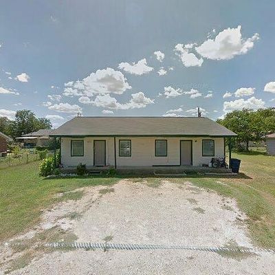 107 Beck St, Florence, TX 76527